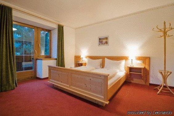 Hotel Reitlwirt ブリクセン イン ターレ 部屋 写真
