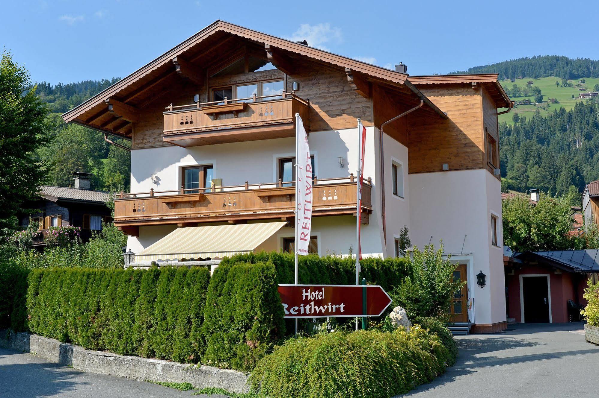Hotel Reitlwirt ブリクセン イン ターレ エクステリア 写真